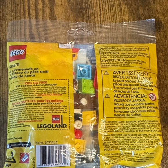 LEGO Creator Santa's Festive Sleigh Set - Picture 2 of 2